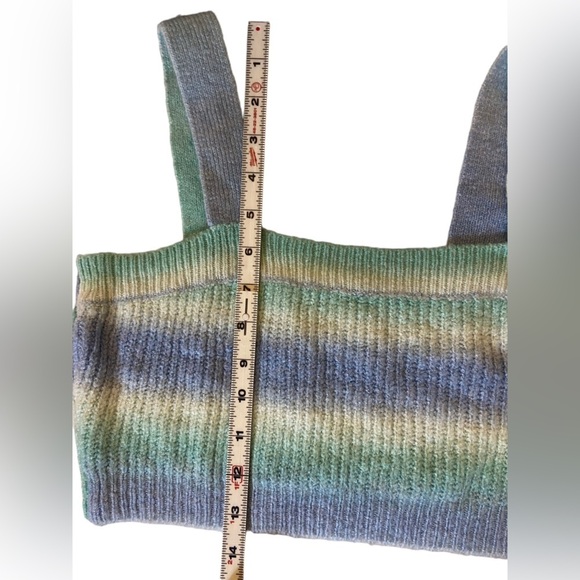 Bailey Rose Blue/Green Cropped Sweater Tank Top Large - Picture 9 of 11